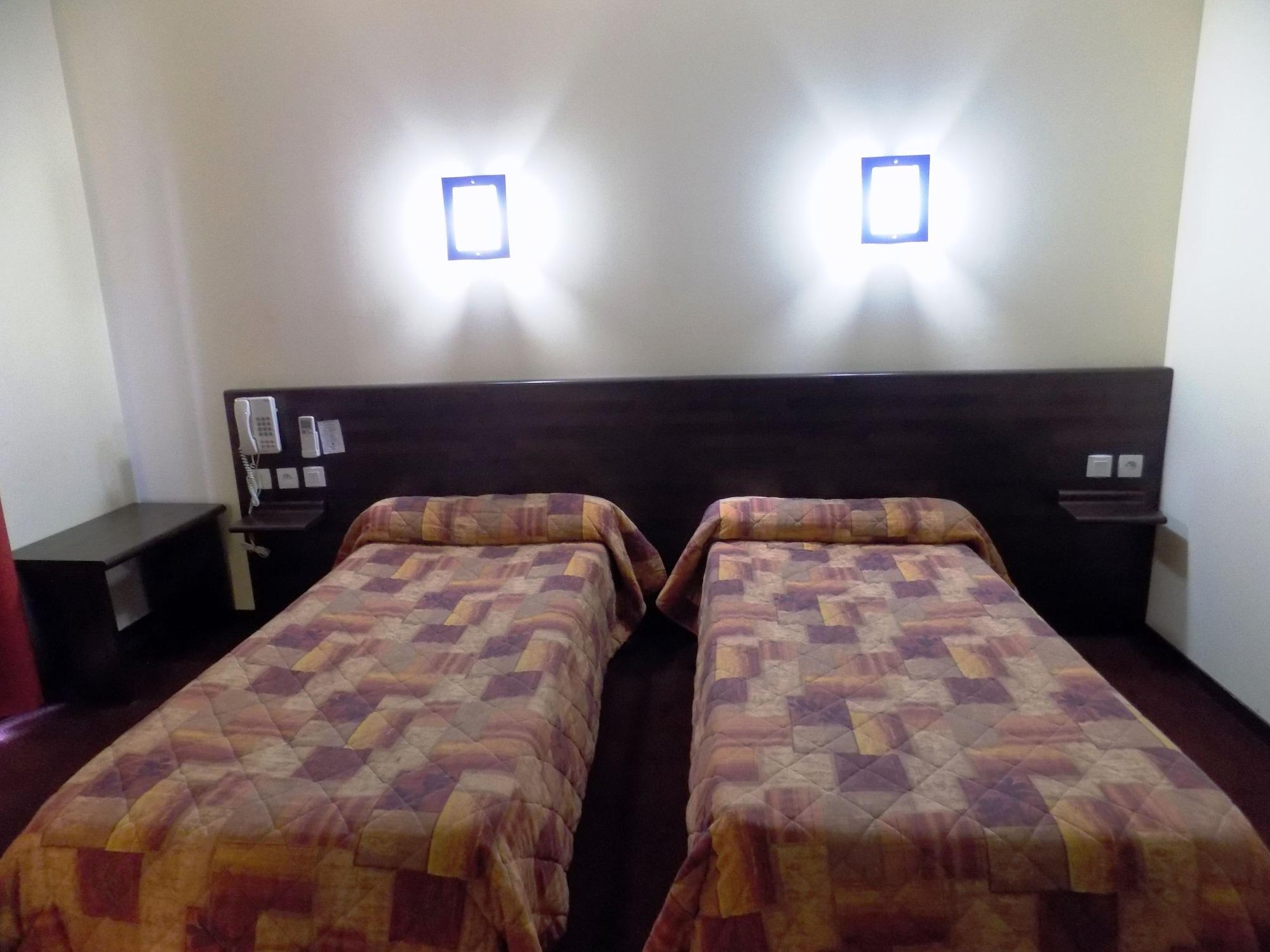Hotel Estival Arriel ルルド エクステリア 写真